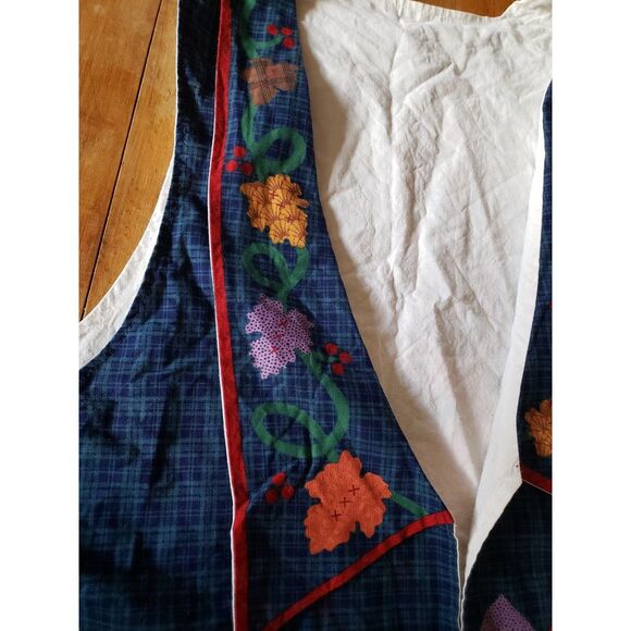 90s‎ Home Made Plaid Fall Theme Vest - Picture 4 of 5